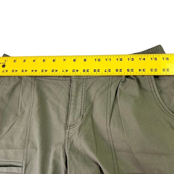 Mountain Hardwear Olive Wide Leg Pants - Picture 12 of 14